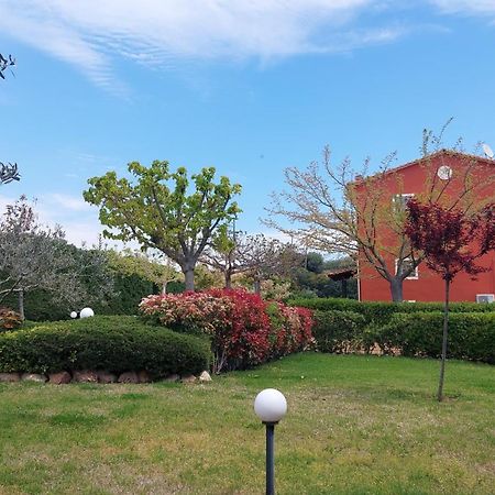 Villa Mariellie Néa Péramos 외부 사진