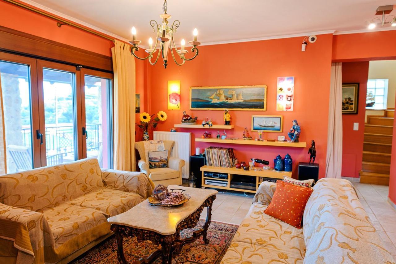 Villa Mariellie Néa Péramos 외부 사진